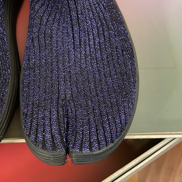 Size 5.5 M/7W New black & purple metallic (Dark Disco) Tabi shoes from iLYSM.com - Picture 10 of 11